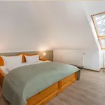 Haus Am 2 *