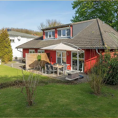 Haus Am 2 *